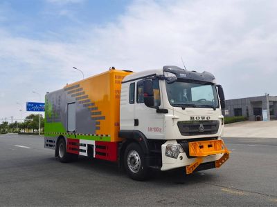 CL5180TCX6ADZ除雪車